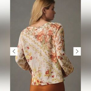 L005. Anthropologie V-Neck Sweater soft